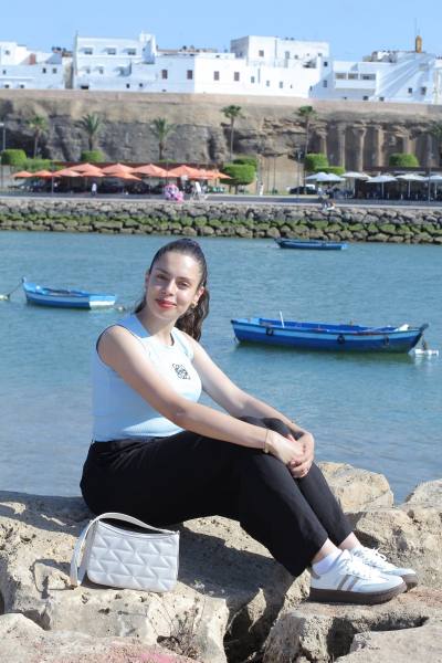 Profile photo of Maryam S. — El Jadida | Castizen
