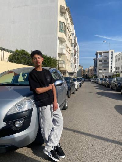 Photo de profil de Younes L. — Rabat | Castizen