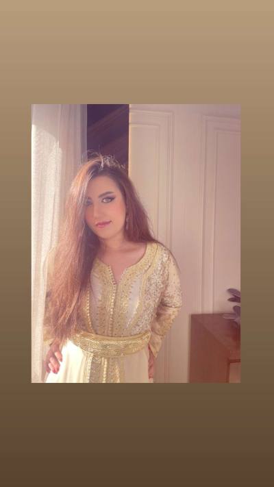 Profile photo of Yasmine C. — Casablanca | Castizen